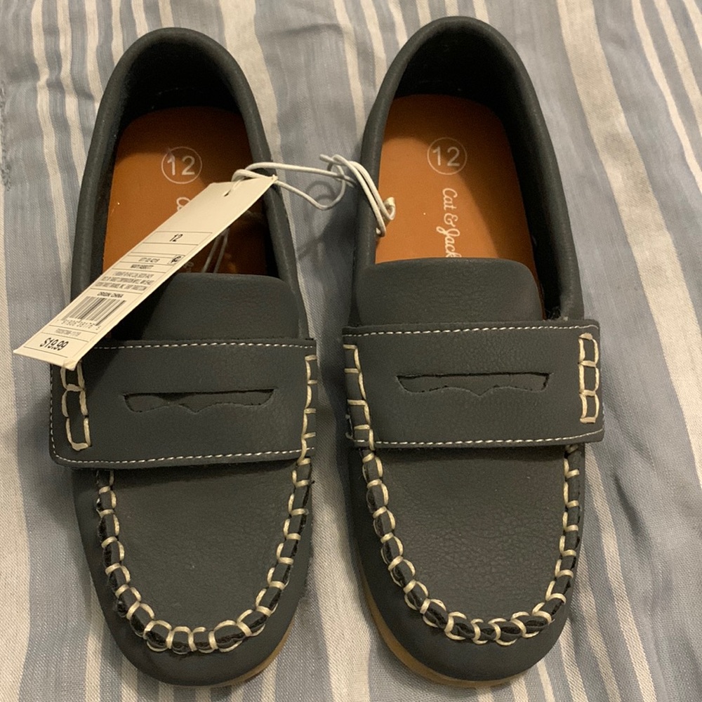 Navy boy dress shoes